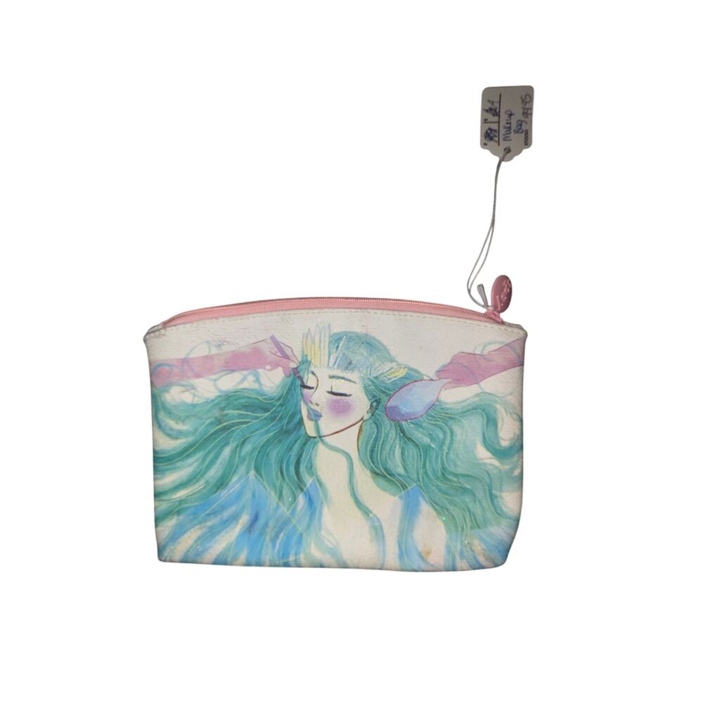 August 2016 Ipsy Glam Bag "Sugar Highness" design,